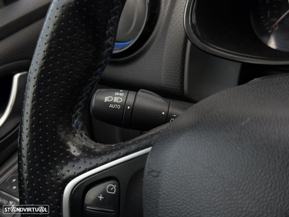 Renault Clio Sport Tourer 0.9 TCe GT Line - 10