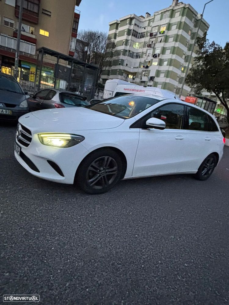 Mercedes-Benz B 180 d 7G-DCT Editon 19 - 2