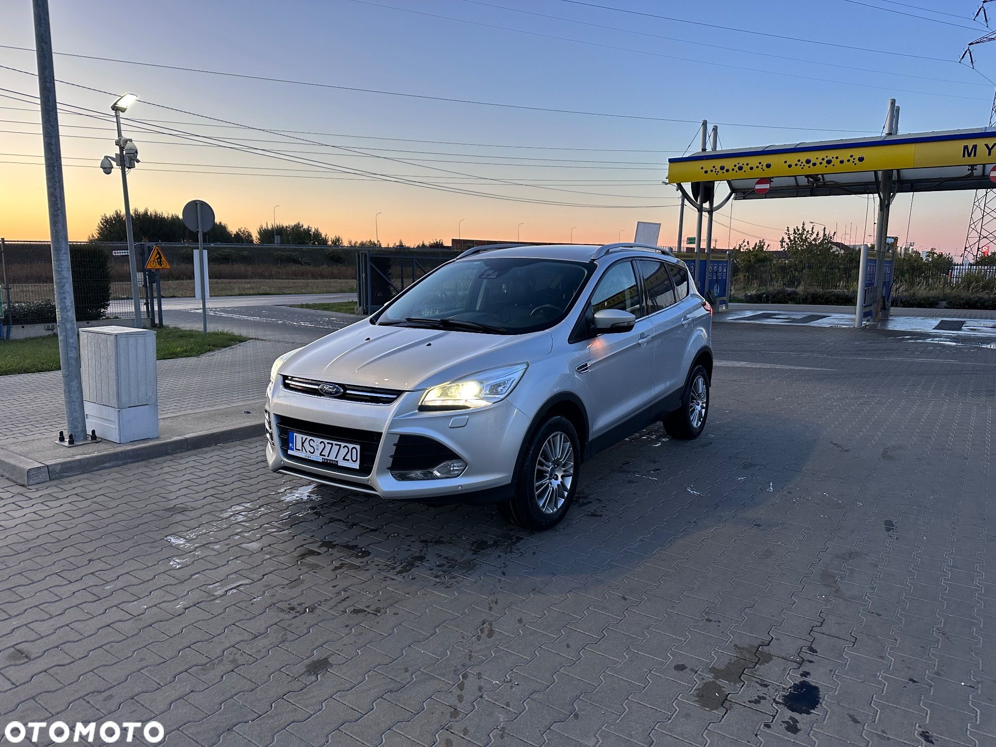 Ford Kuga - 1