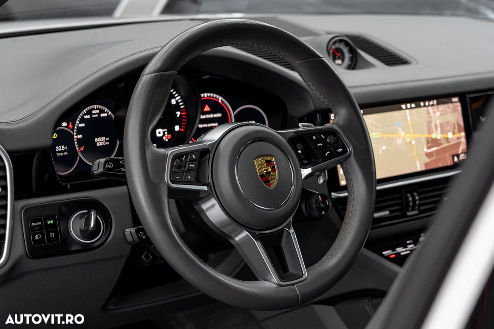 Porsche Cayenne Coupe Tiptronic S - 32