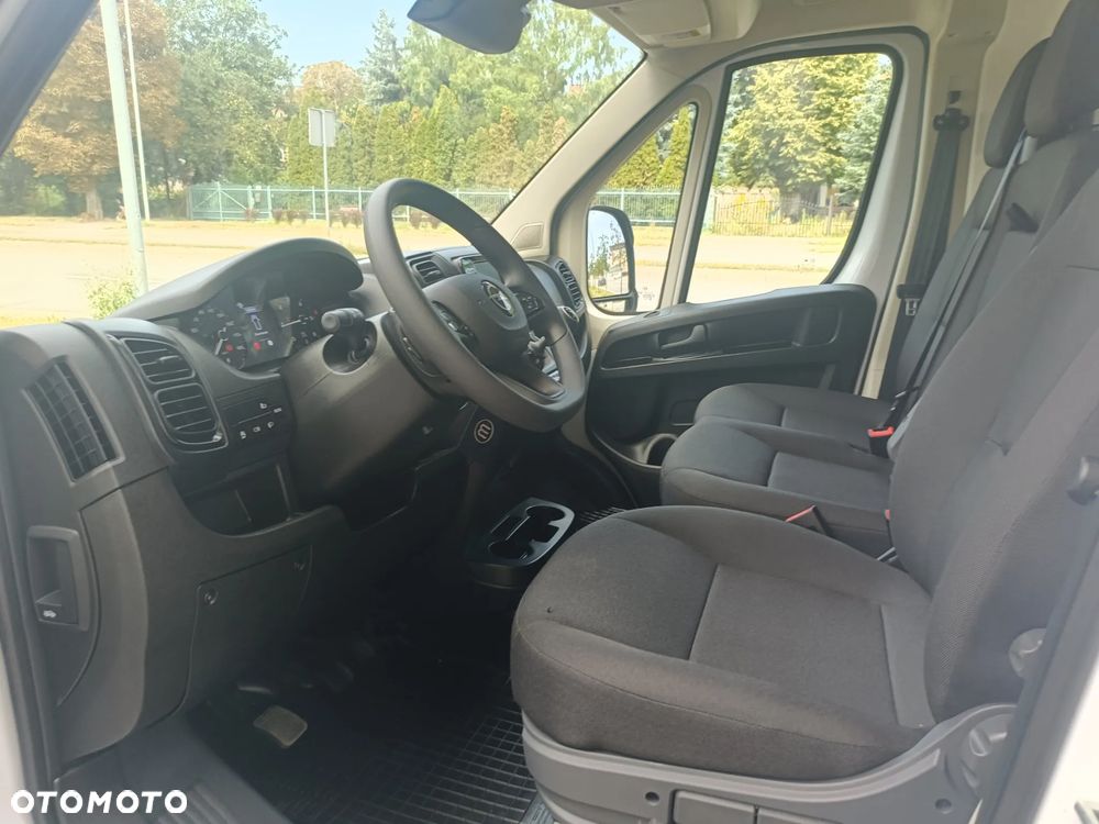 Opel MOVANO - 13