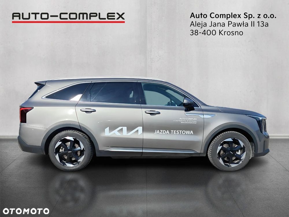 Kia Sorento - 9