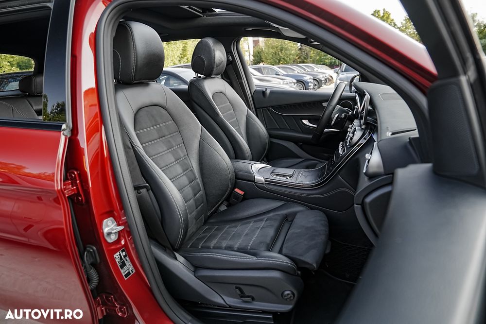 Mercedes-Benz GLC 300 4MATIC 9G-TRONIC AMG Line - 19