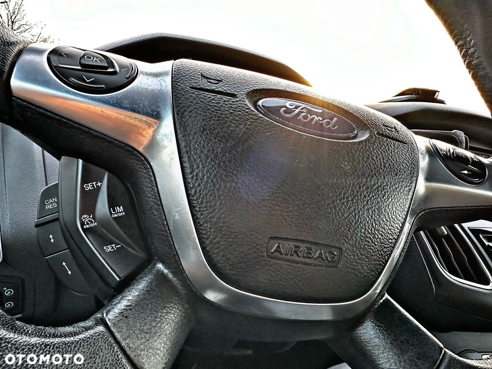 Ford Focus 1.6 EcoBoost Titanium - 30