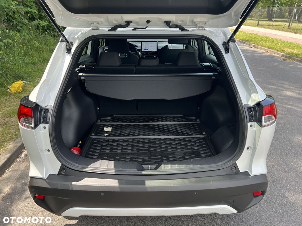 Toyota Corolla Cross 2.0 Hybrid Comfort AWD - 18