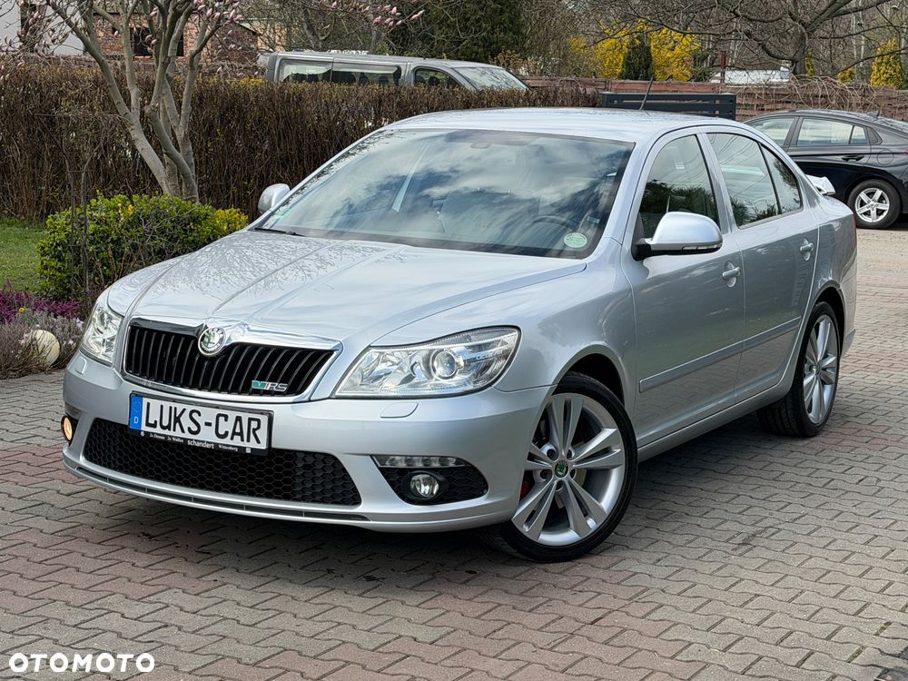 Skoda Octavia 2.0 TSI RS - 1
