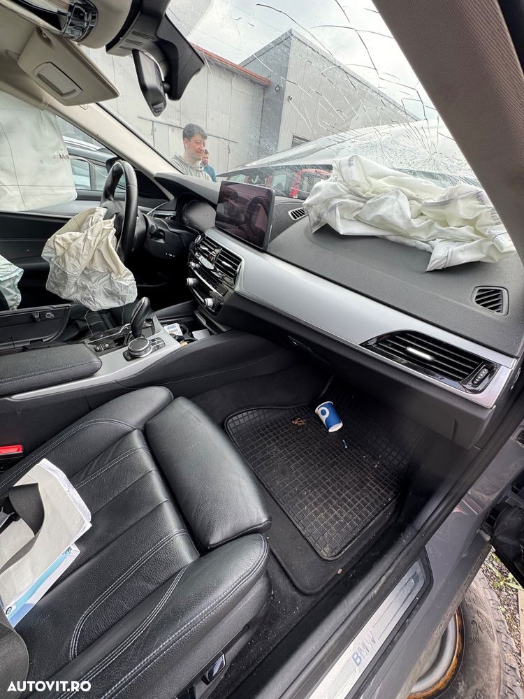 BMW Seria 5 530d xDrive Aut. - 12