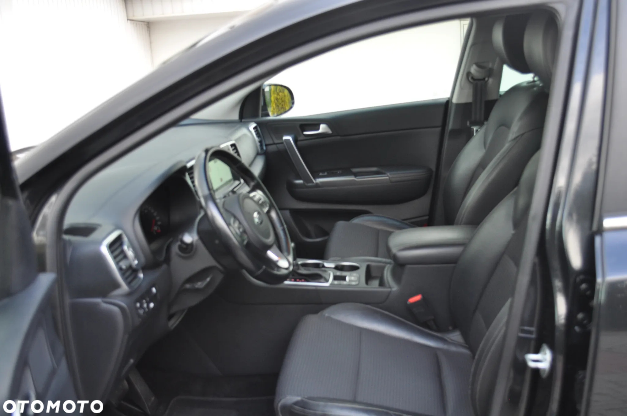 Kia Sportage 1.6 CRDI AWD Eco-Dynamics+ (48V M-H) DCT Black Edition - 22