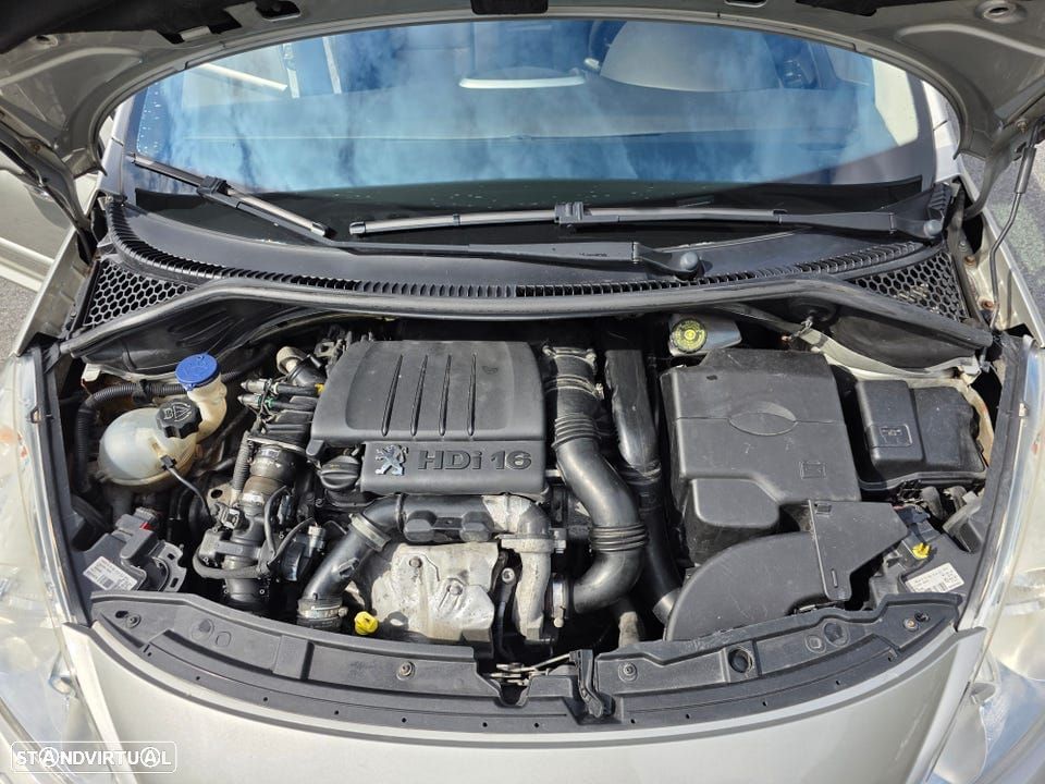 Peugeot 207 1.6 HDi Premium - 5