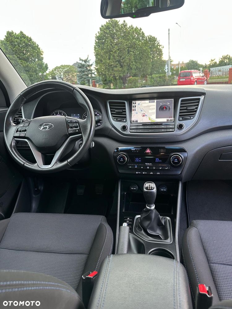 Hyundai Tucson 1.6 GDI BlueDrive Design 2WD - 23