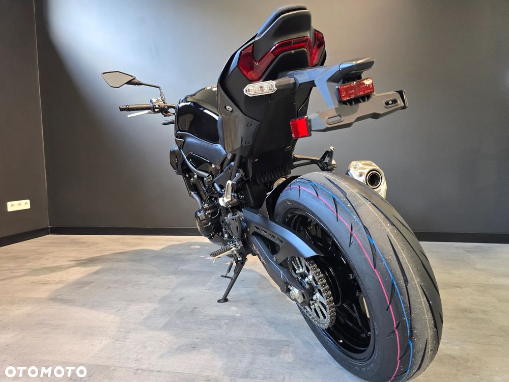 Kawasaki Z 900 - 5