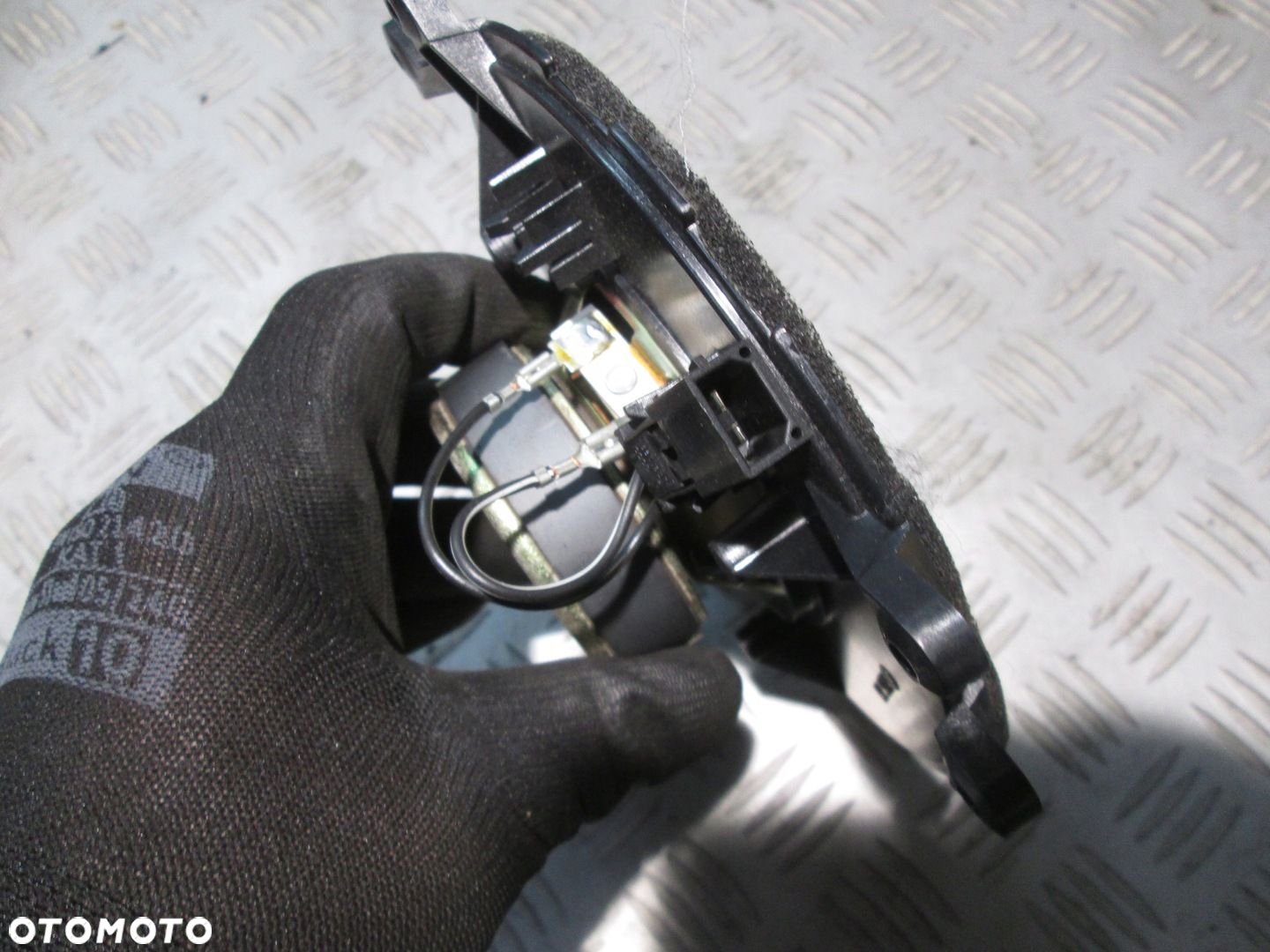 GŁOŚNIK TYŁ LEWY  PRAWY AUDI A3 8L BOSE 8D0035412A - 8