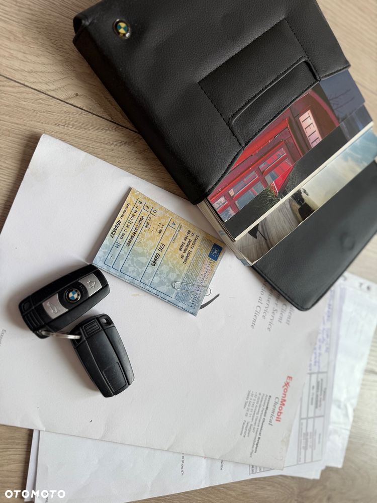 BMW Seria 3 320d - 33