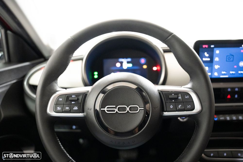 Fiat 600e 54 kWh (RED) - 16