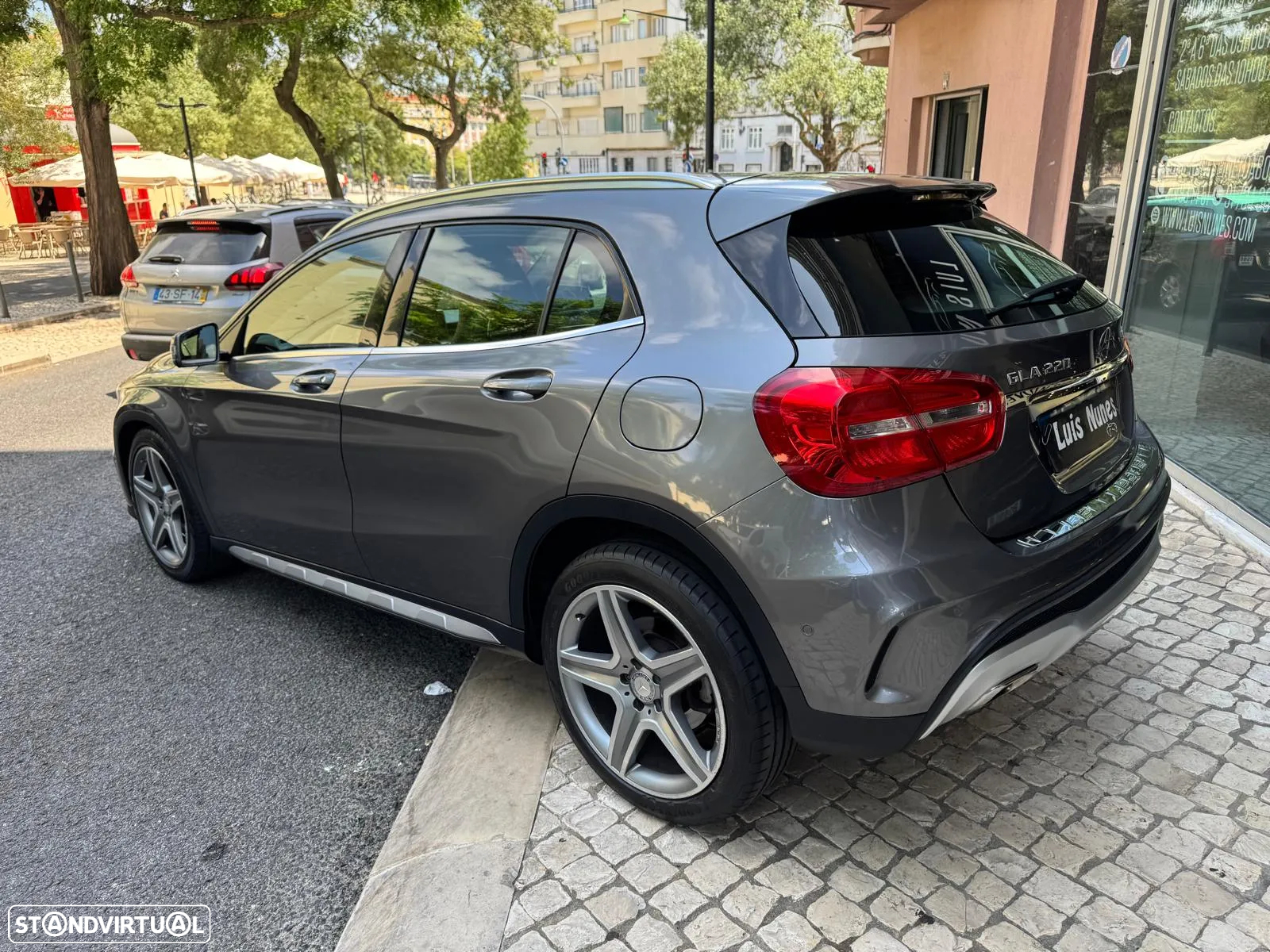Mercedes-Benz GLA 220 CDi AMG Line 4-Matic - 14