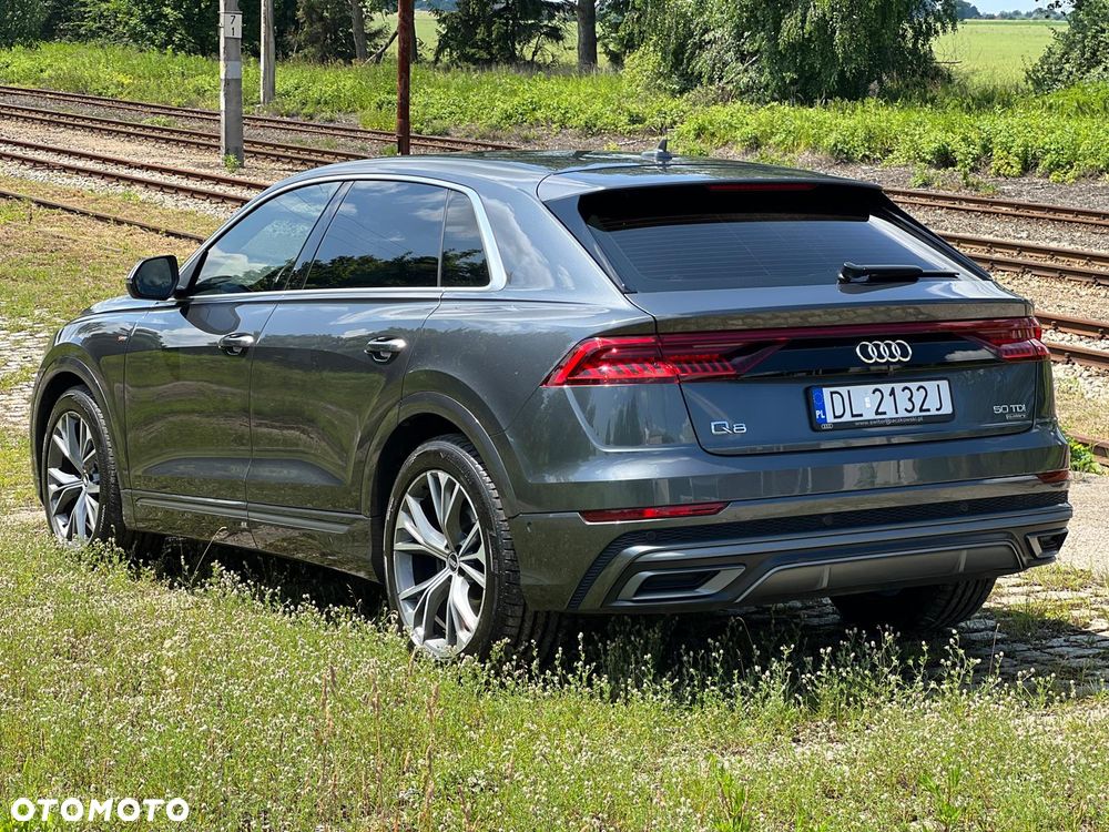 Audi Q8 50 TDI mHEV Quattro Tiptronic - 32