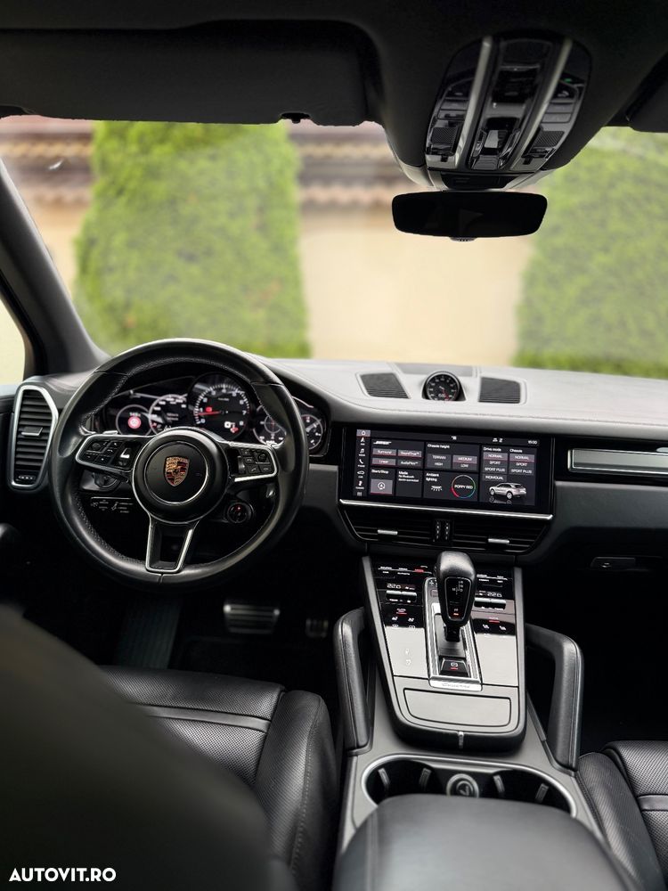 Porsche Cayenne S - 7