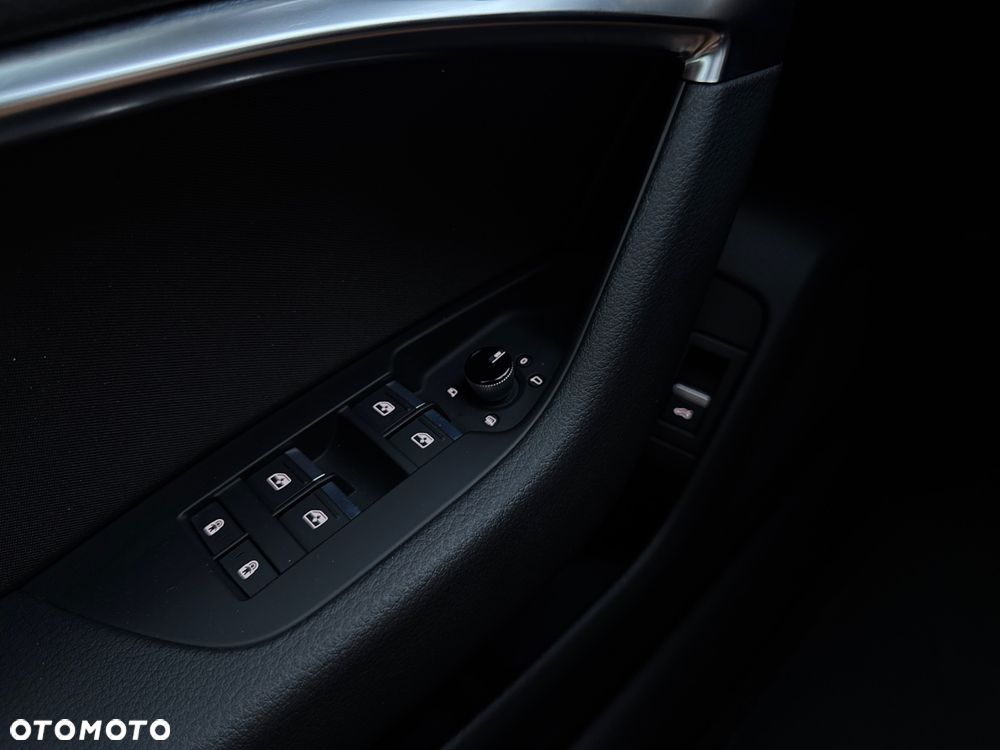 Audi A6 Avant 35 TDI mHEV S tronic - 27