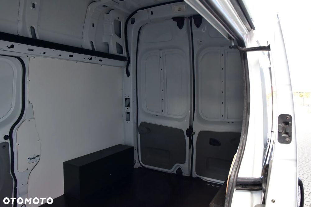 Renault Trafic - 21