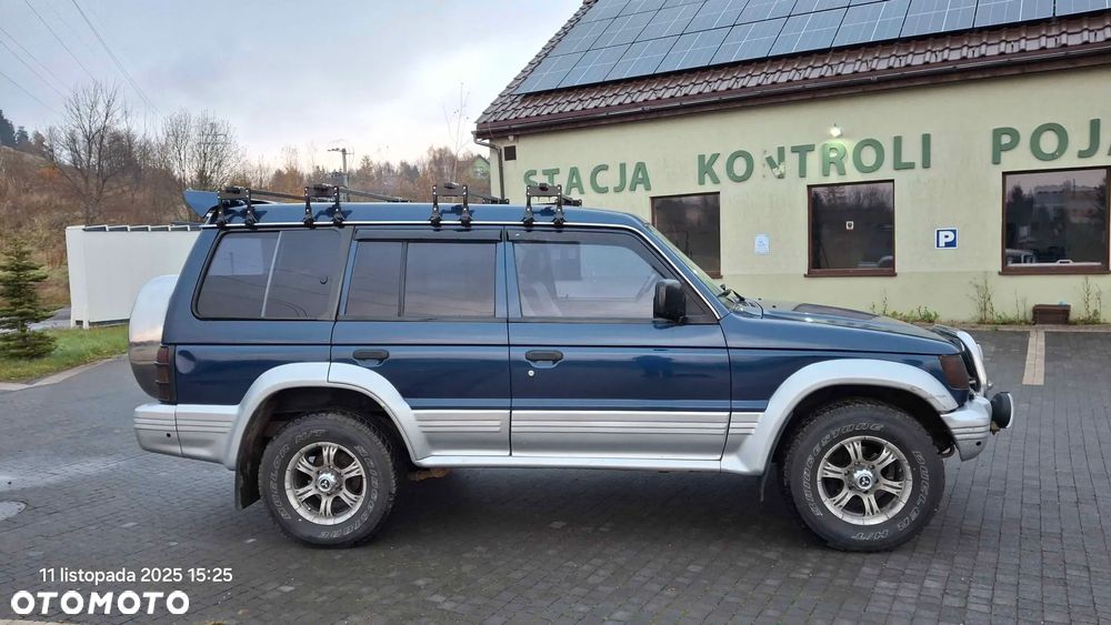 Mitsubishi Pajero - 3
