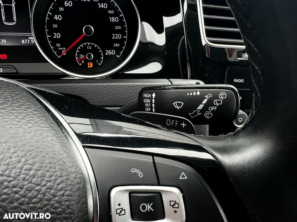 Volkswagen Golf - 19
