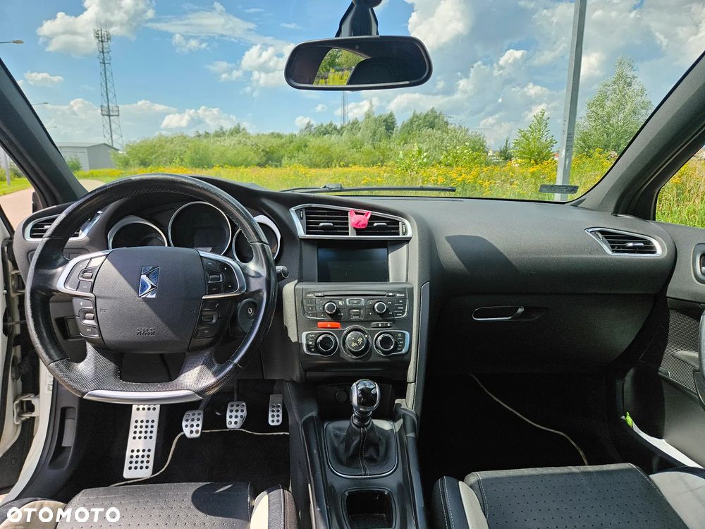 Citroën DS4 2.0 HDi Pure Pearl - 8