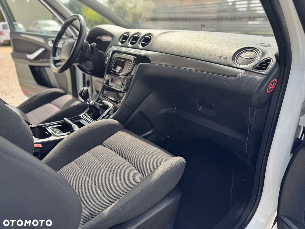 Ford S-Max 2.0 TDCi DPF Titanium X - 23