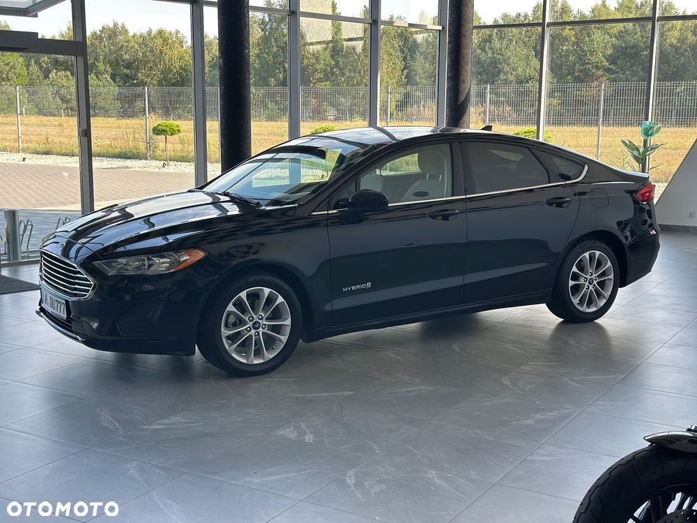 Ford Fusion - 10