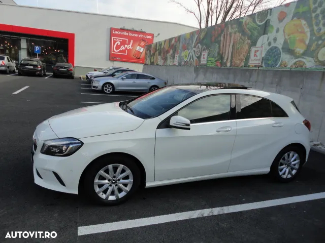 Mercedes-Benz A 180 d 7G-DCT AMG Line - 3
