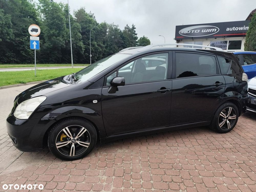 Toyota Corolla Verso - 11