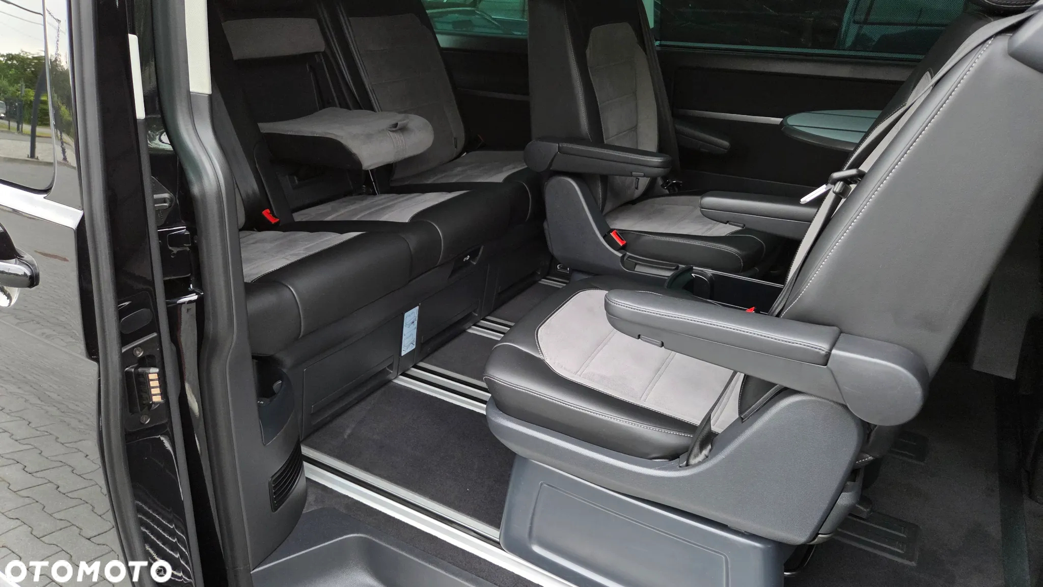 Volkswagen Multivan 6.1 2.0 TDI L1 Highline 4Motion DSG - 13