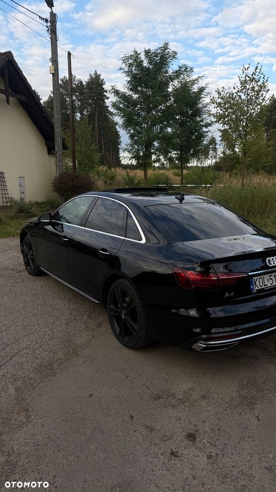 Audi A4 Limousine 40 TFSI mHEV Quattro S tronic - 4