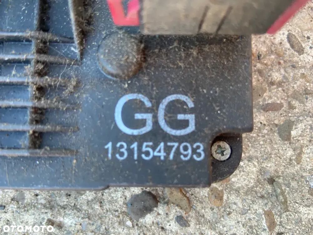 Siłownik centralnego zamka, zamek Opel Corsa C - 2