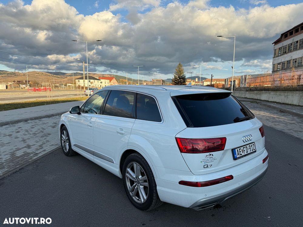Audi Q7 - 6