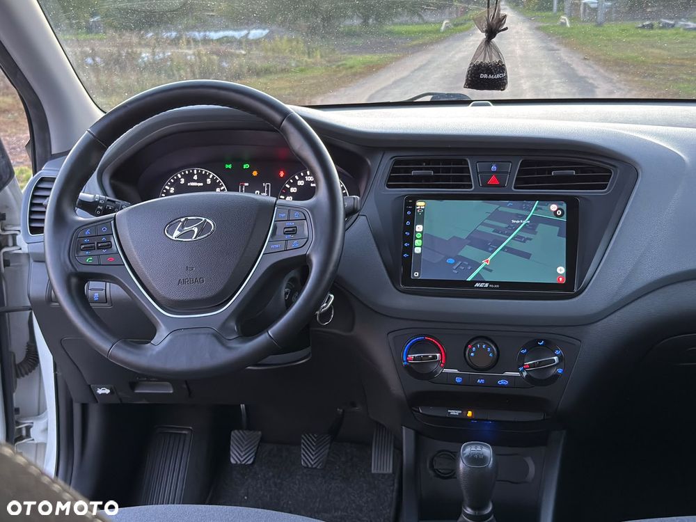 Hyundai i20 1.2 Fresh - 22