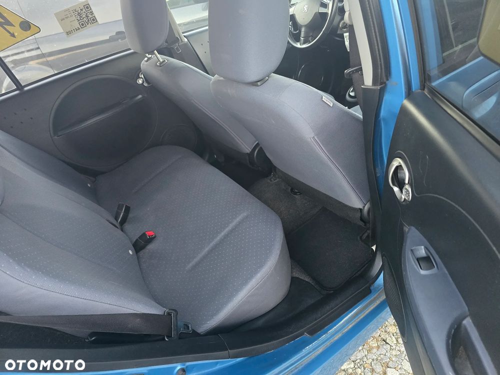 Peugeot iOn - 11