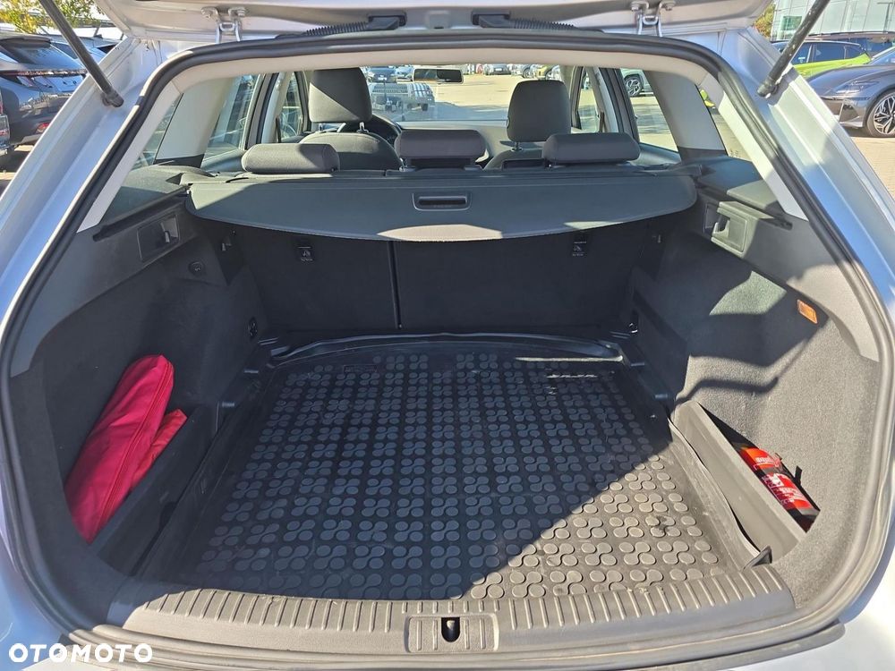 Seat Leon 1.6 TDI Reference - 10