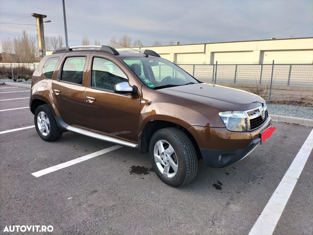 Dacia Duster 1.6 16V 4x4 Laureate - 1