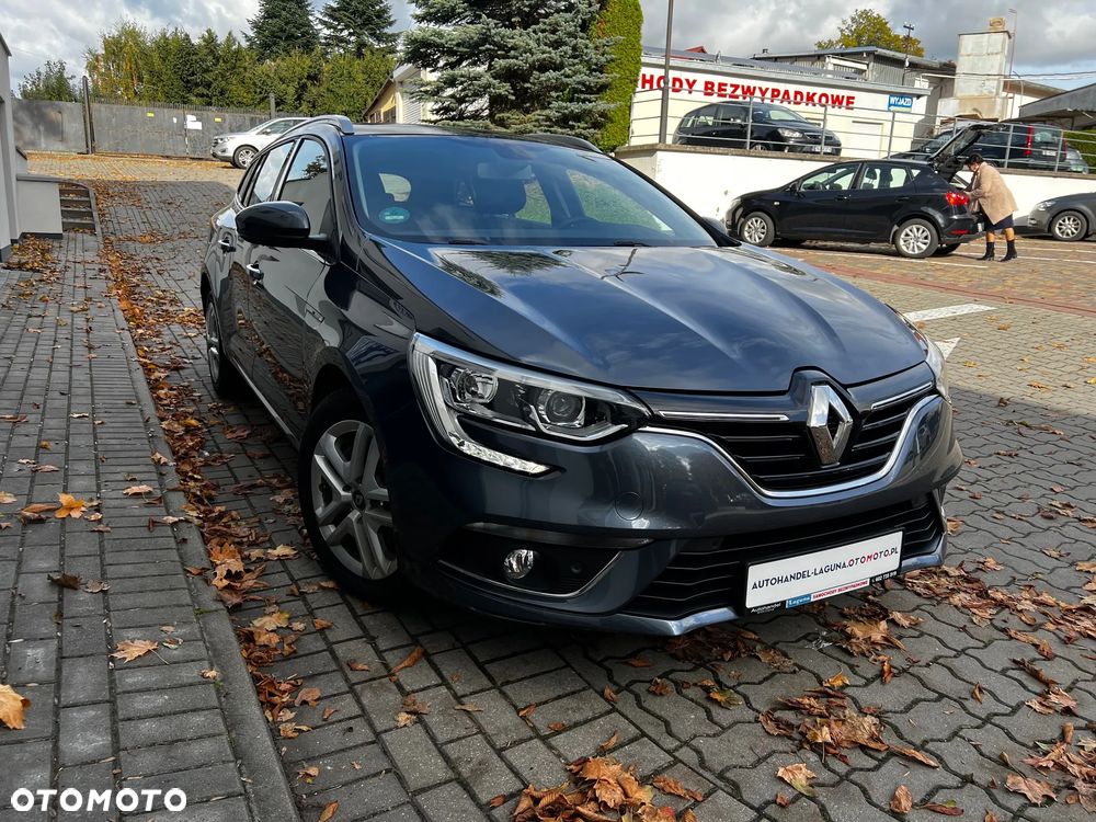 Renault Megane Grandtour TCe 140 GPF BUSINESS EDITION - 22