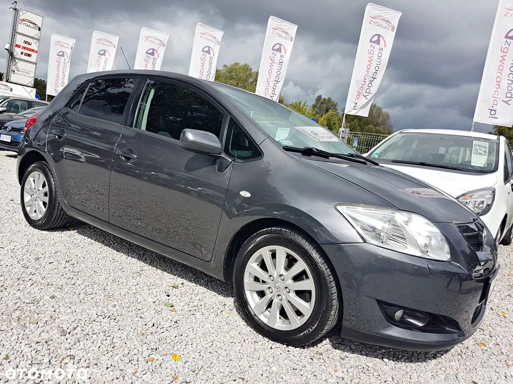 Toyota Auris 2.0 D-4D Executive - 3