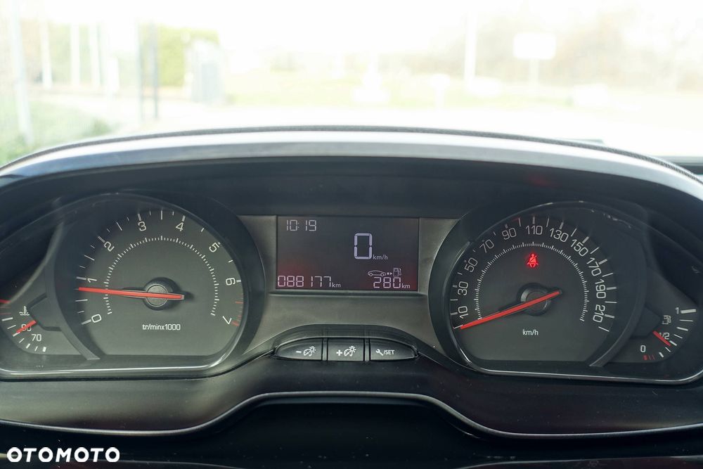 Peugeot 208 PureTech 68 Active - 17