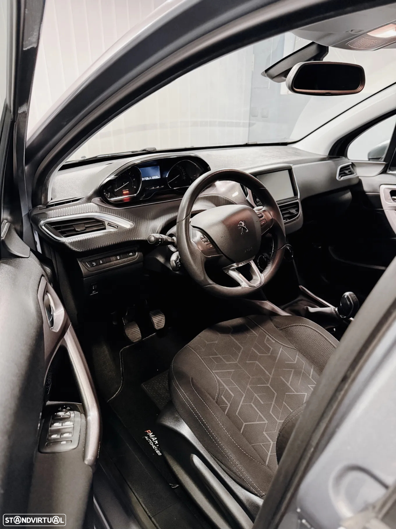 Peugeot 2008 1.4 HDi Active - 6