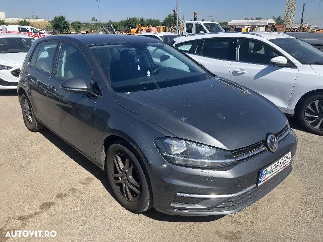 Volkswagen Golf 1.6 TDI Comfortline - 2