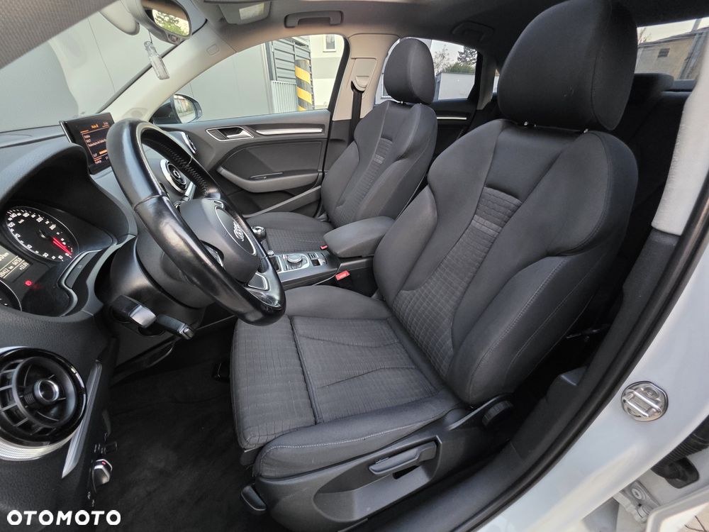 Audi A3 Limousine 2.0 TDI (clean diesel) Ambiente - 26