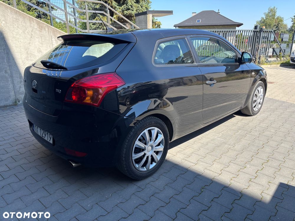 Kia Ceed 1.4 M - 10