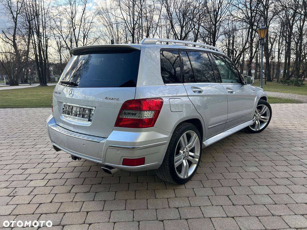 Mercedes-Benz GLK - 2