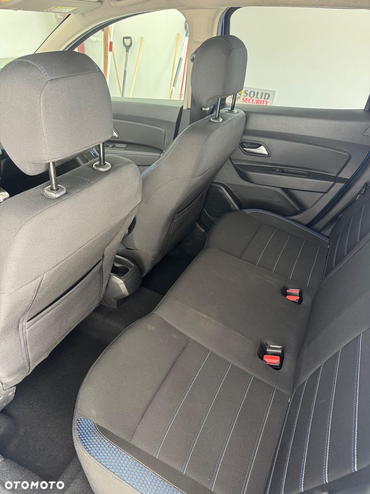 Dacia Duster 1.0 TCe SL Celebration - 9