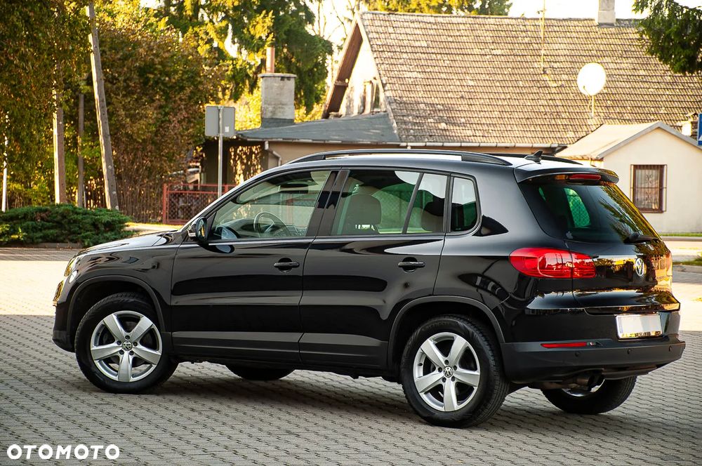 Volkswagen Tiguan 1.4 TSI BlueMotion Technology Exclusive - 24