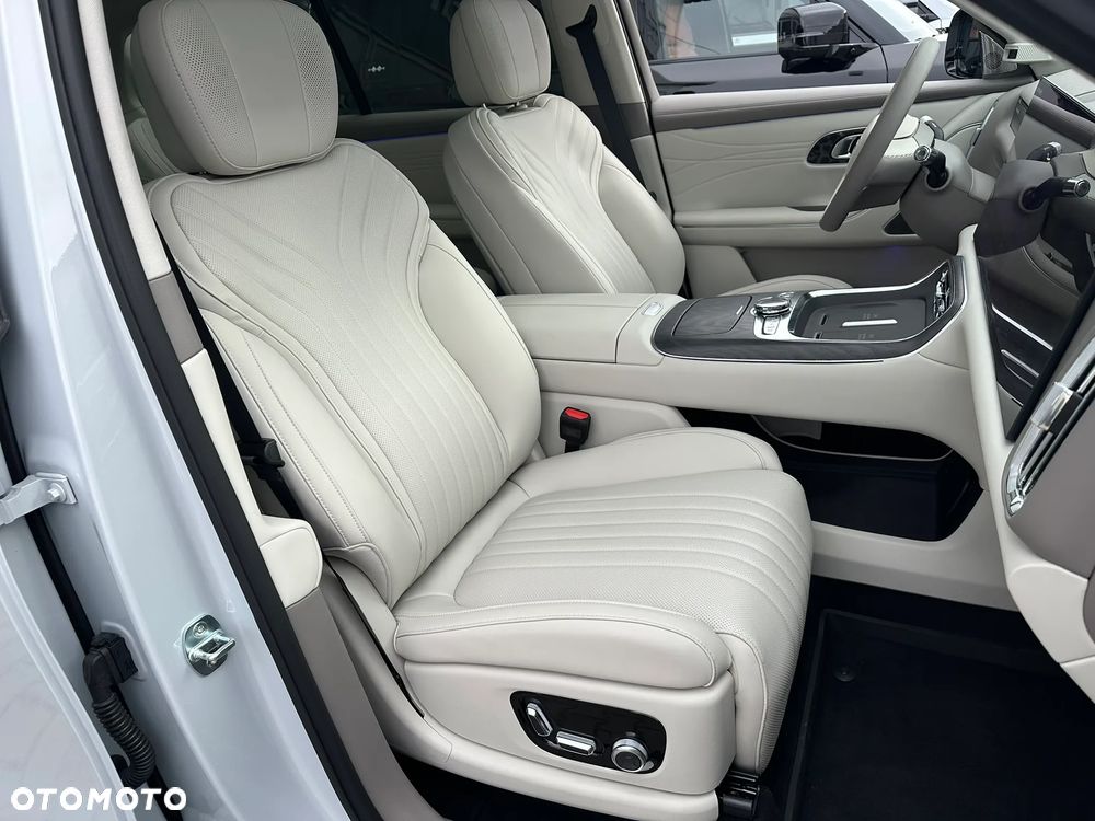 Geely M9 - 23