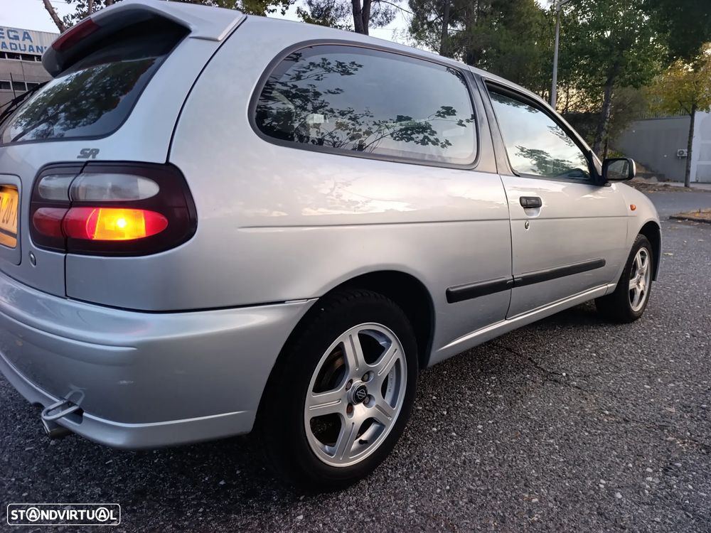 Nissan Almera